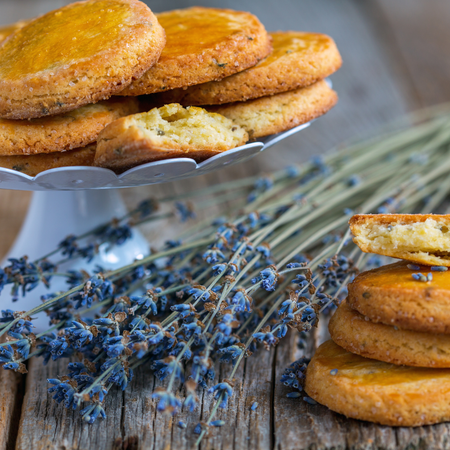 Biscuits sablés citron & lavande (avec huiles essentielles).