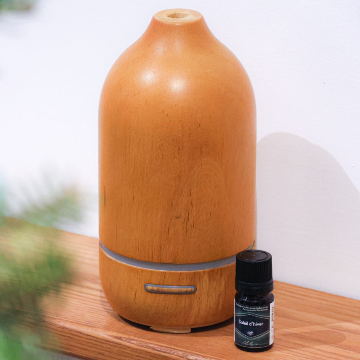 Rustic, ultrasonic nebulizer, light acacia wood
