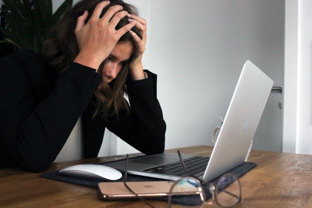 Le stress, insomnie et les huiles essentielles